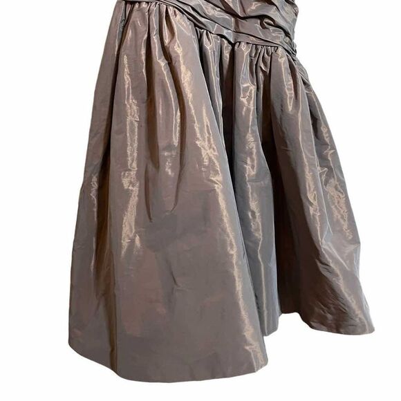 Theia Satin Mermaid Dress Strapless Sweetheart Iridescent Ruched Floor Length Fo - Picture 5 of 11